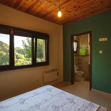Satori Hut - Agios Dimitrios