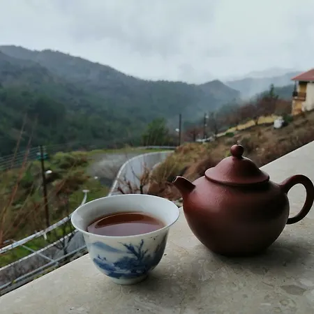 Satori Hut - *
